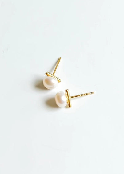 Natalie Clare Freshwater Pearl Studs