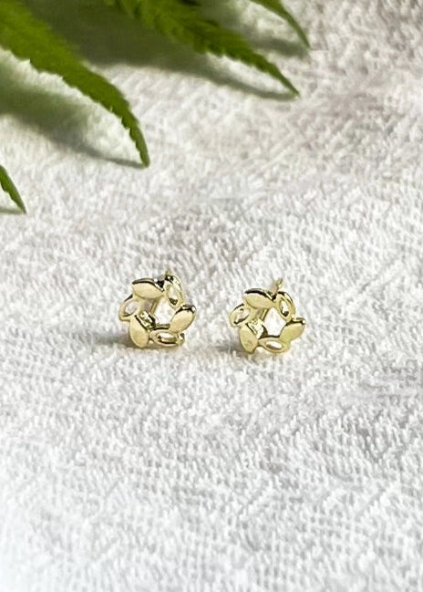 Mini Wreath Studs