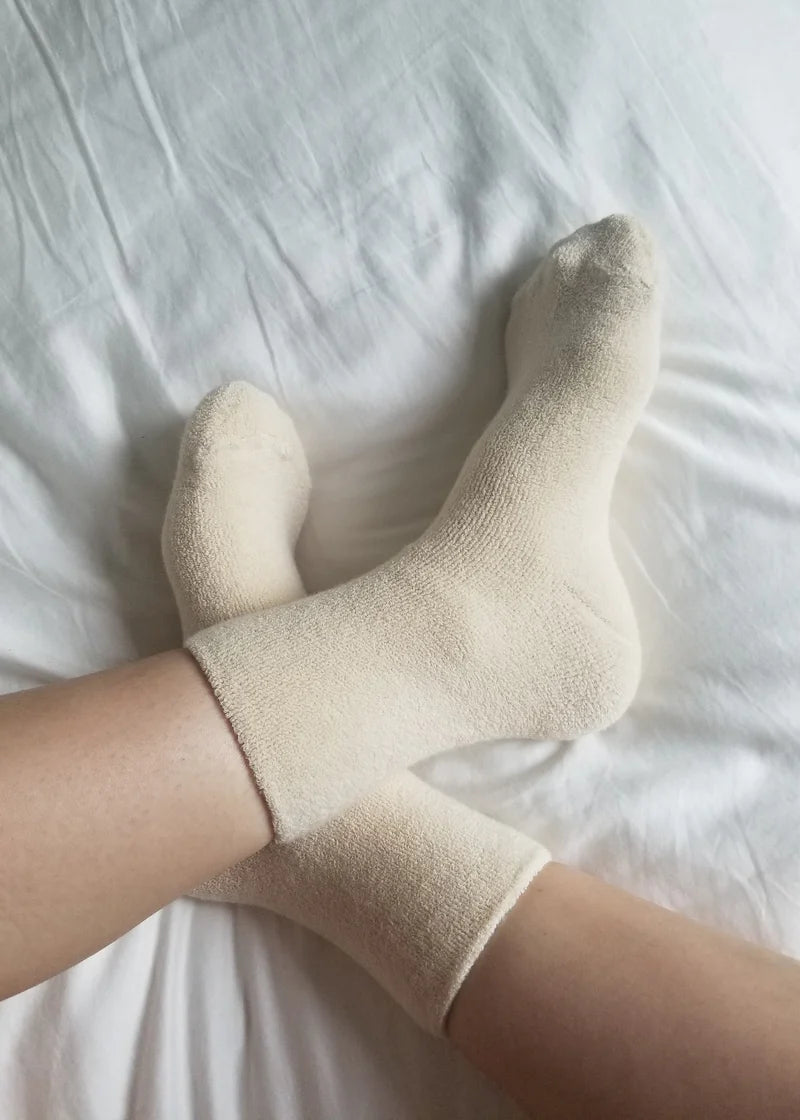 Le Bon Shoppe Cloud Socks in Ecru