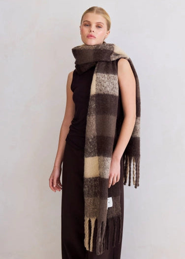 Arctic Fox Reykjavik Scarf in Brown Check