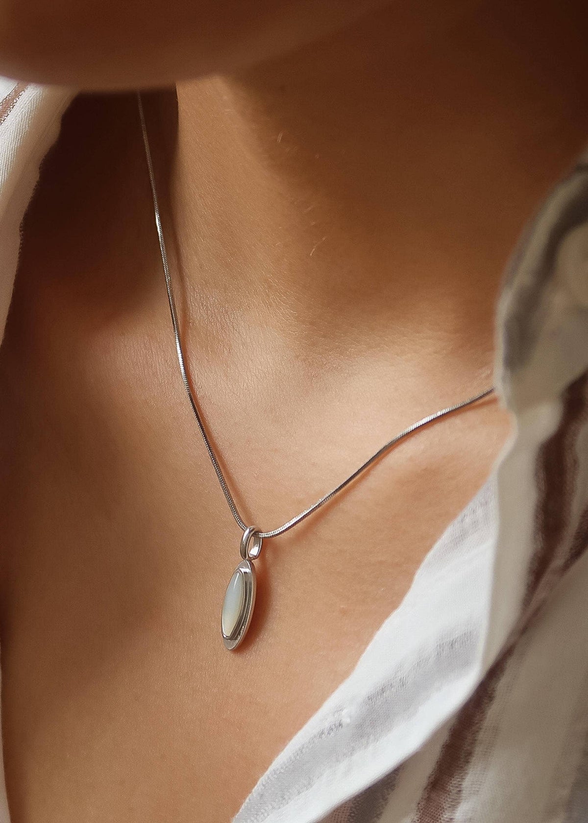 Amulet 18K Gold Non-Tarnish Shell Necklace