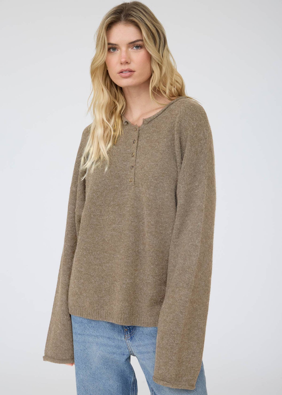 Clara Henley in Oatmeal