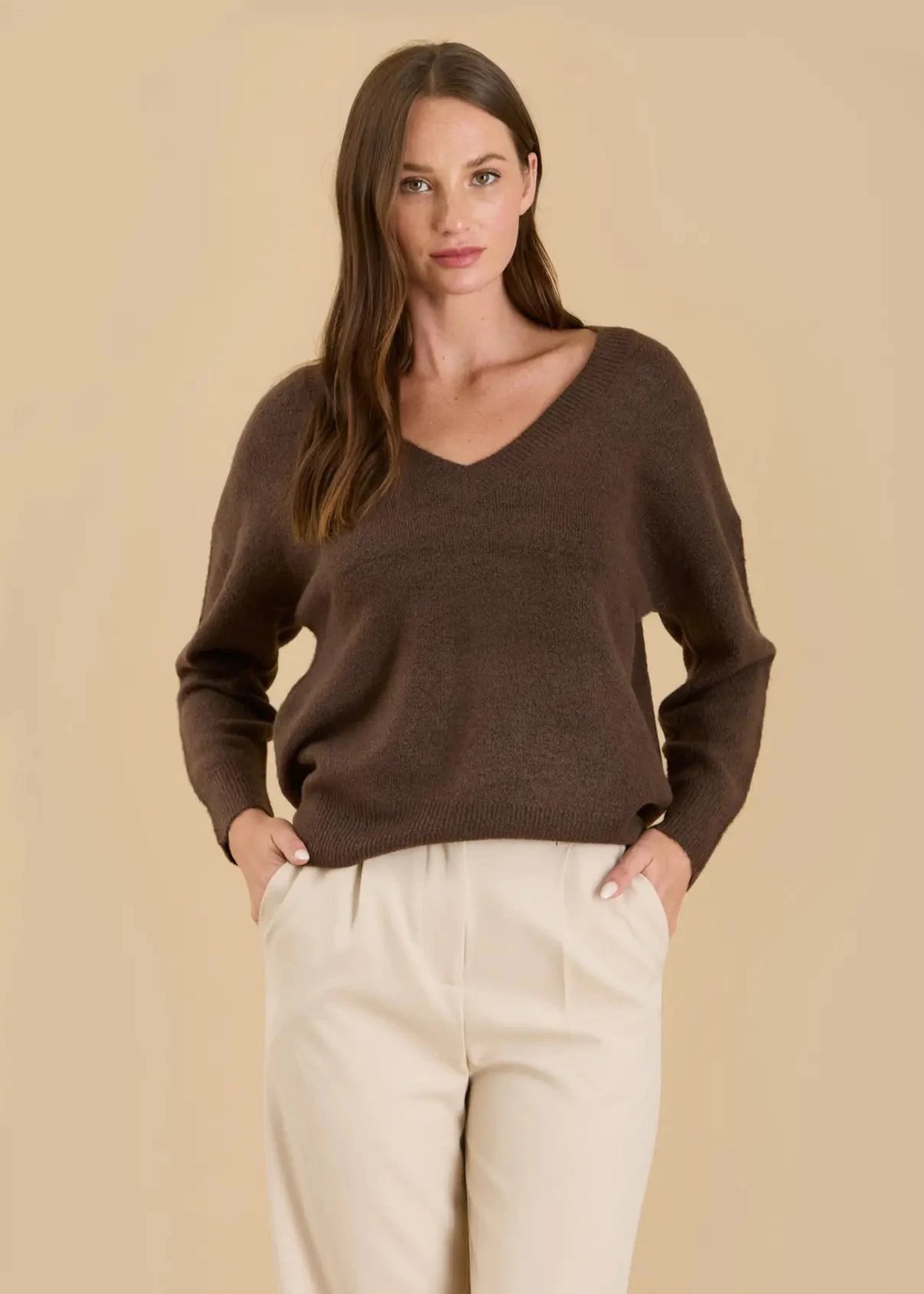 Morgan V Neck Pullover Sweater in Chocolate