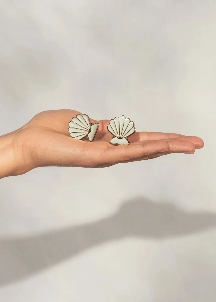 Kitsch Metal Shell Hair Clip 2pc Set