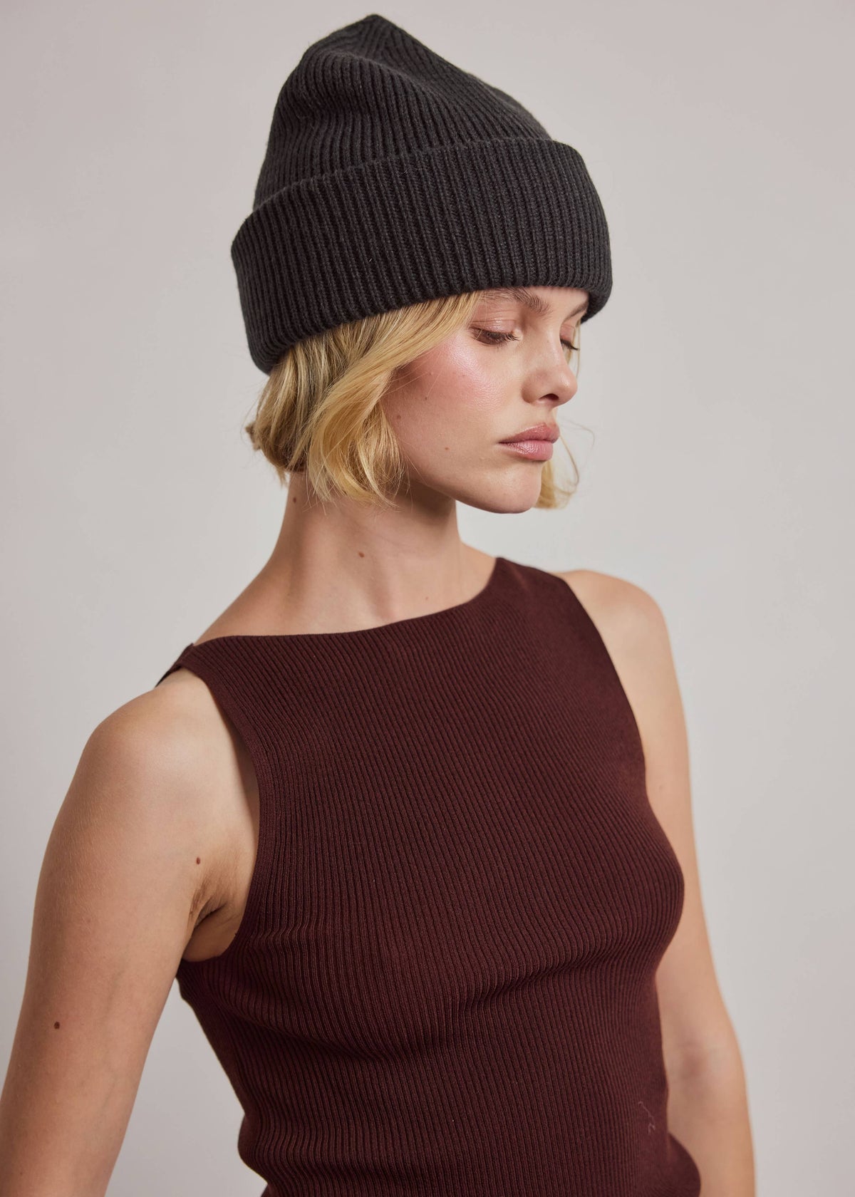 Arctic Fox Recycled Bottle Beanie in Black
