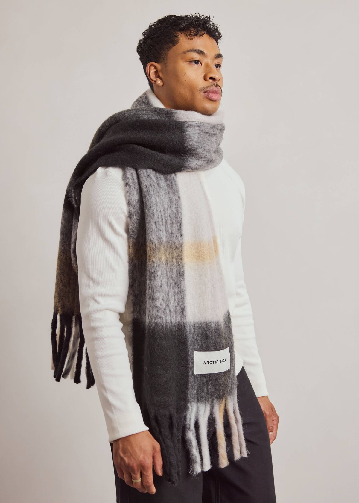 Arctic Fox The Stockholm Scarf