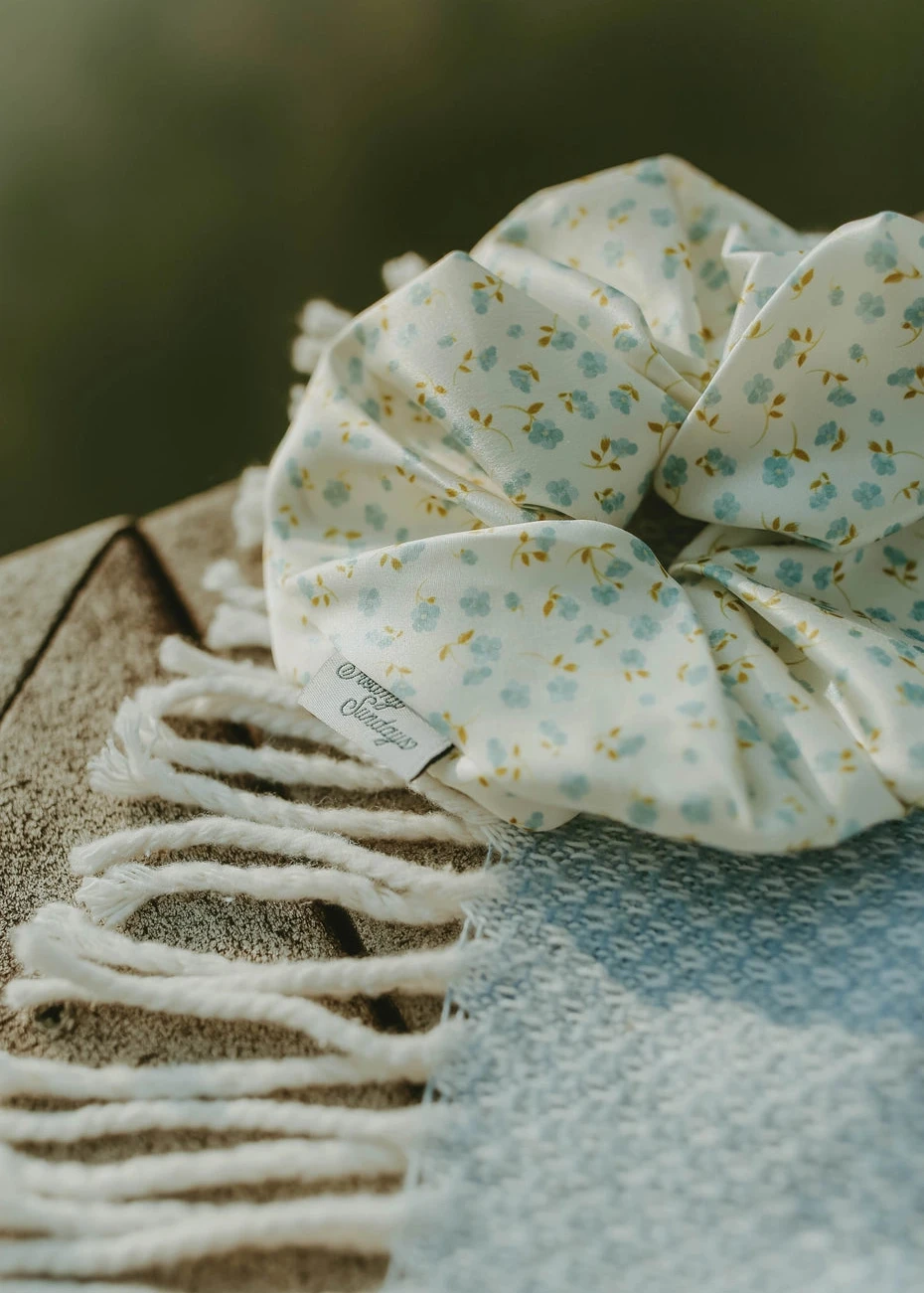 Dreamy Sundays 100% Silk Scrunchie in Dainty Blue Floral
