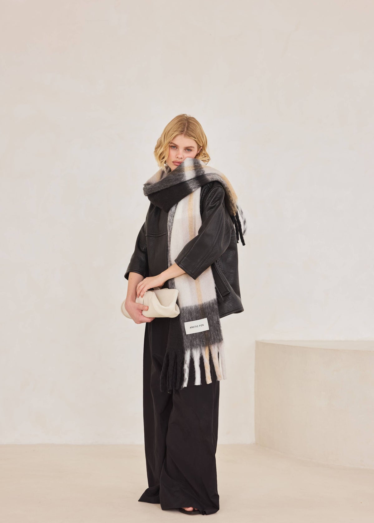 Arctic Fox The Stockholm Scarf