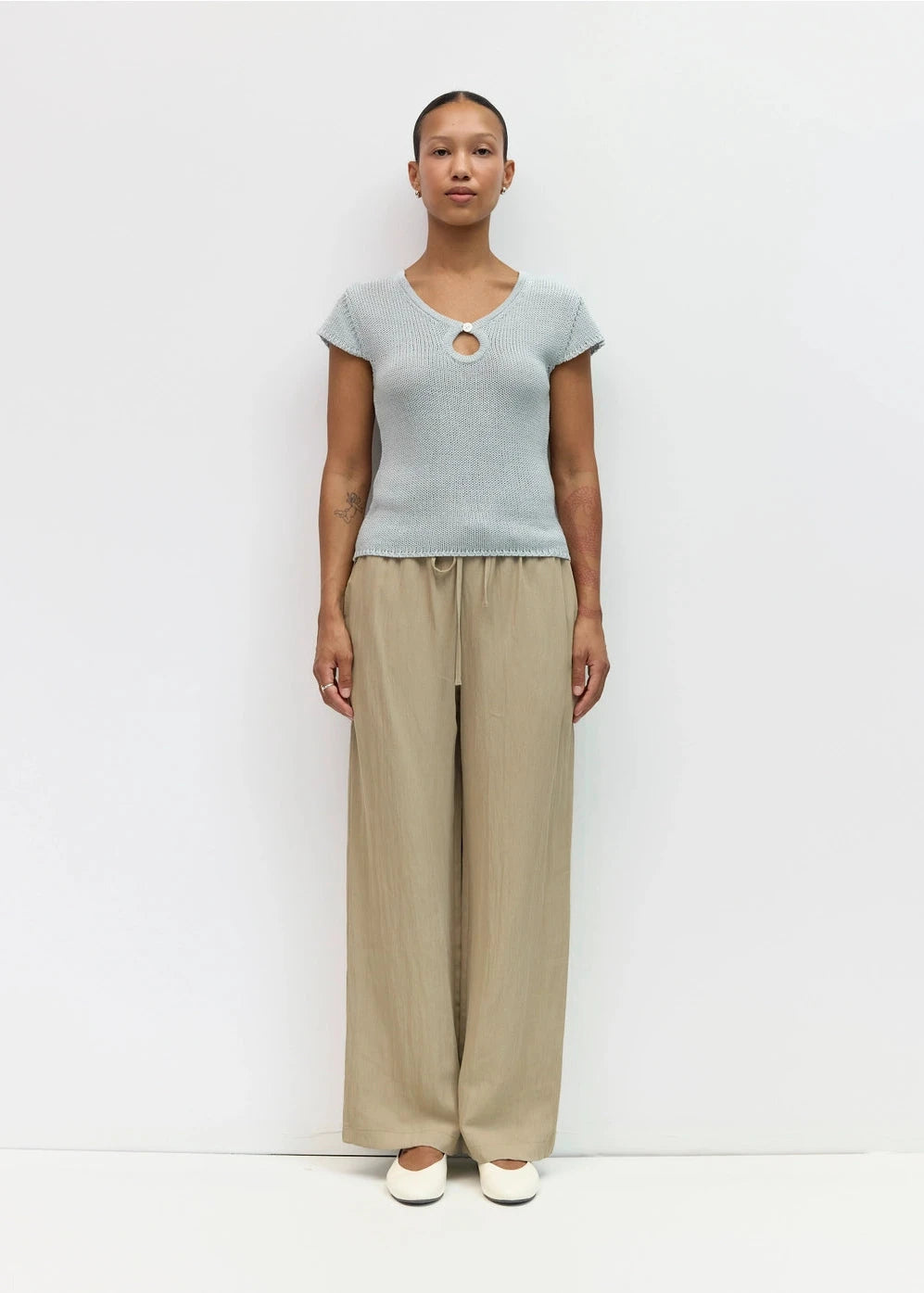 Wesly Keyhole Knit Top in Blue