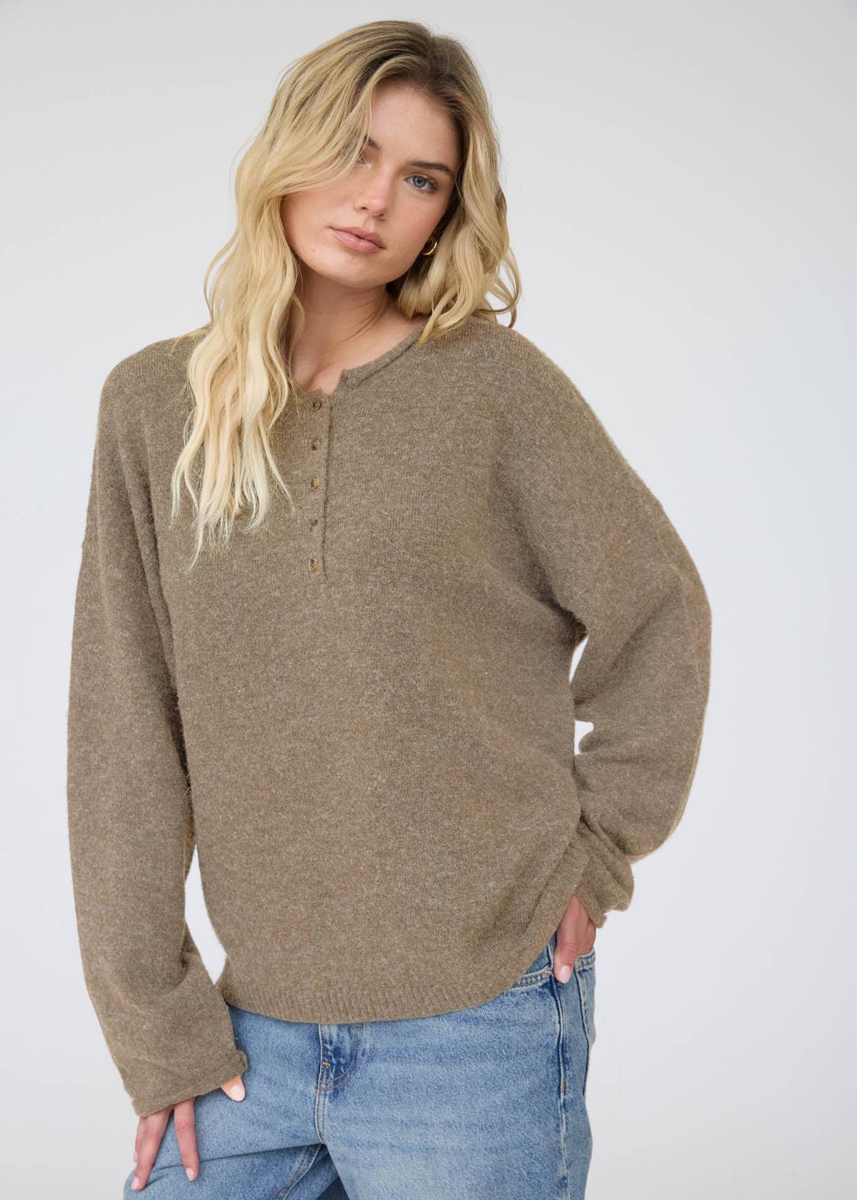 Clara Henley in Oatmeal