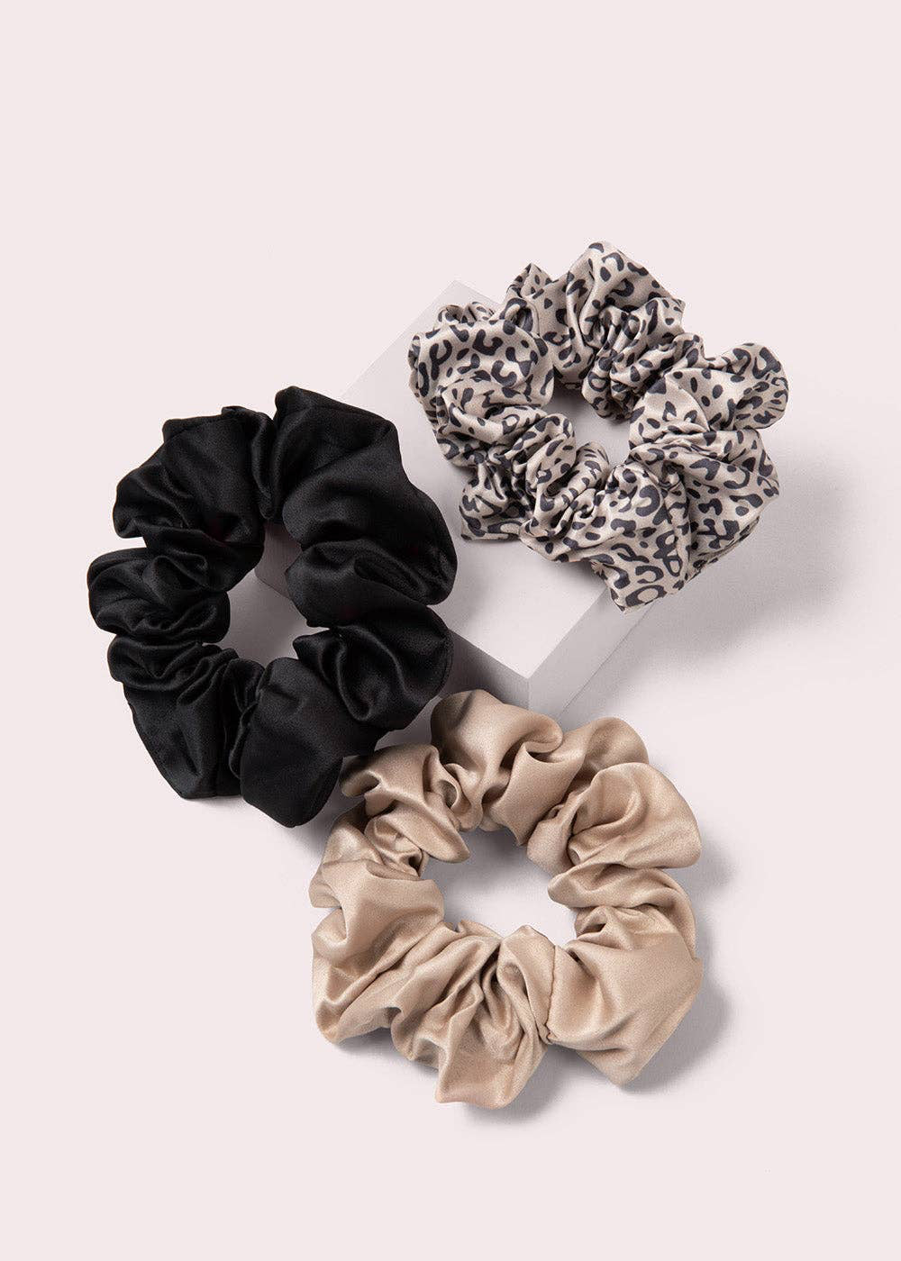 Grand Ruched Ribbon Scrunchies Set