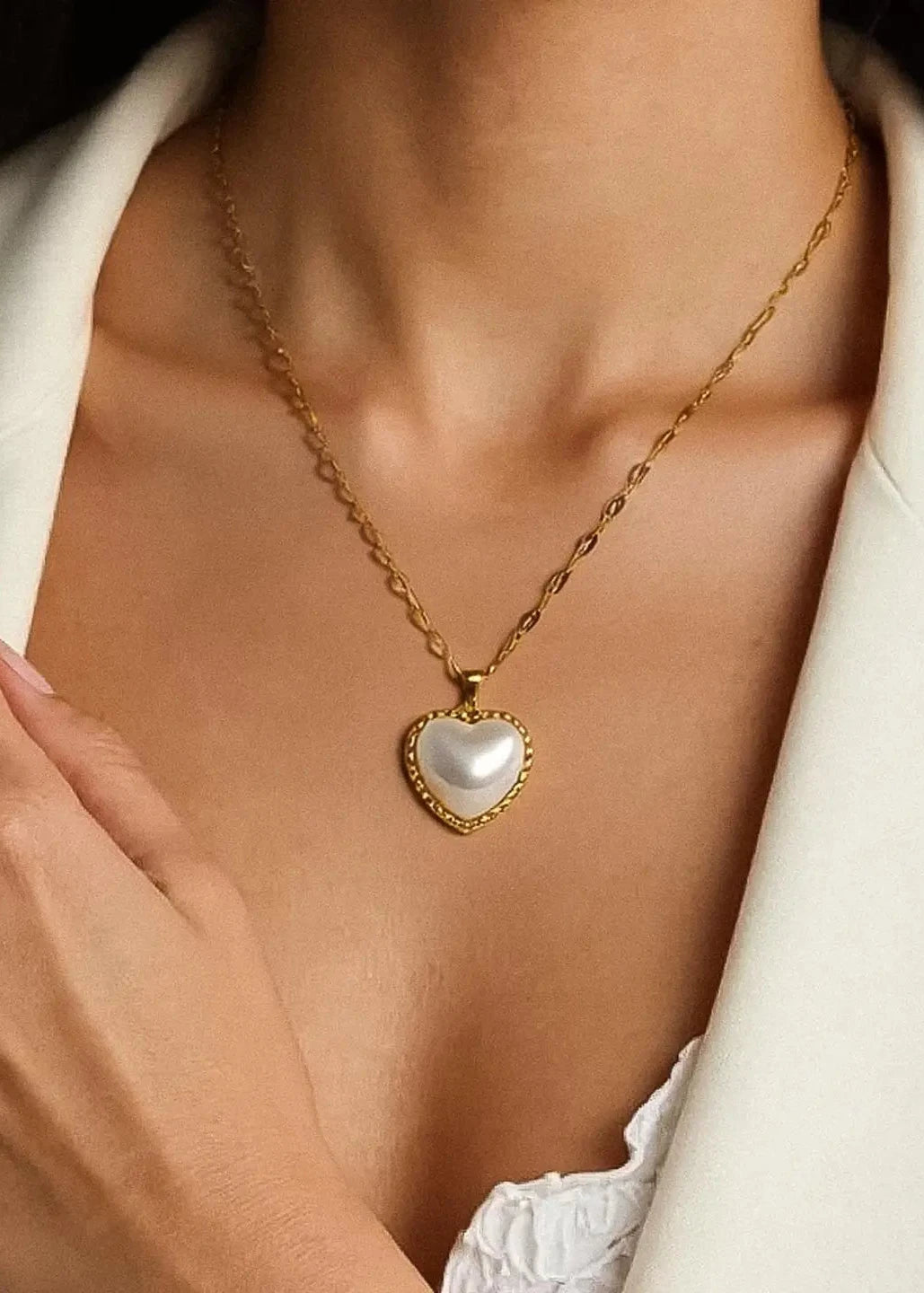 Silouane Heart Pearl Necklace