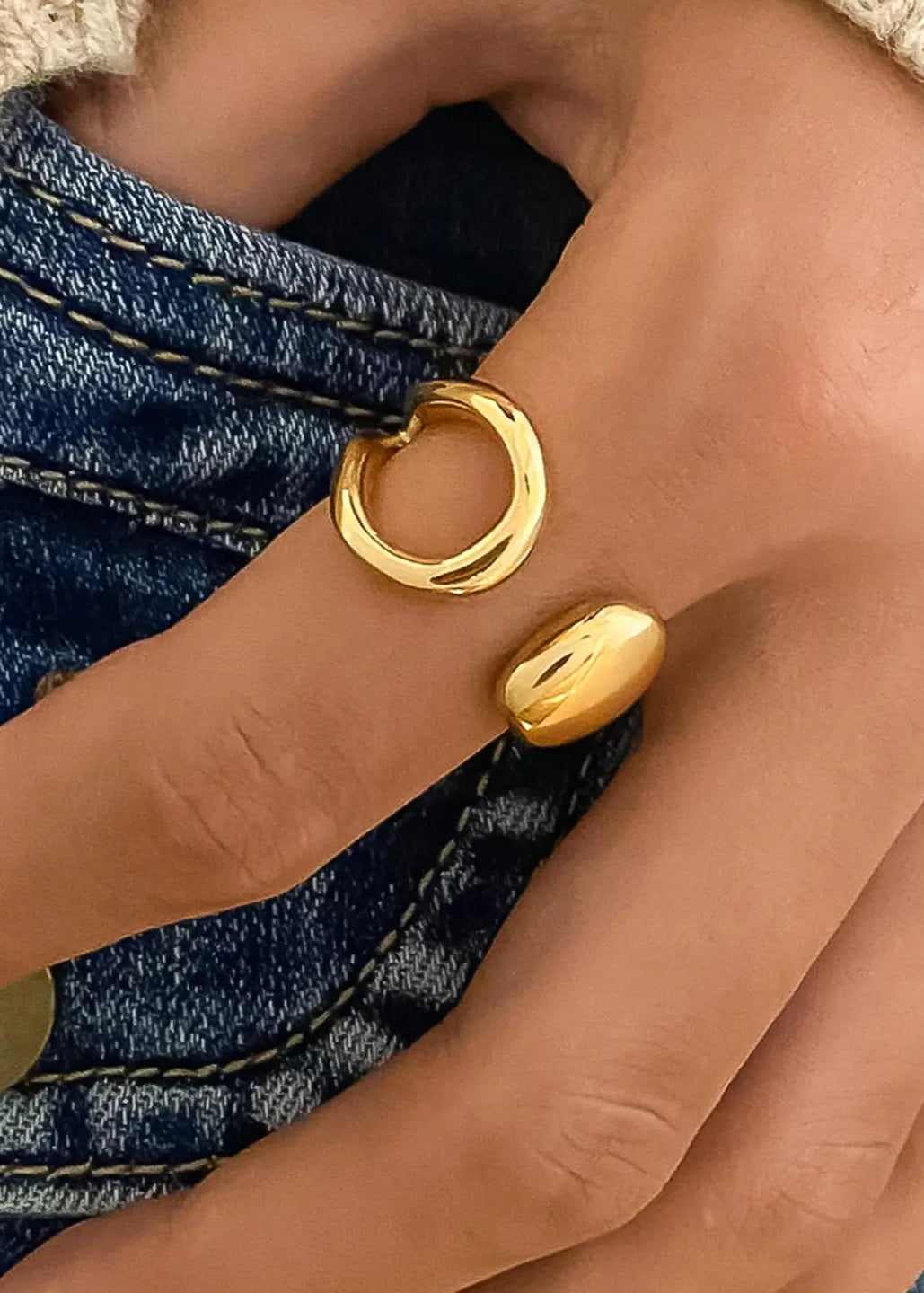 Florine Abstract Ring