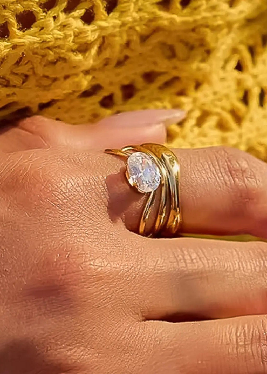 Gloire Abstract Ring