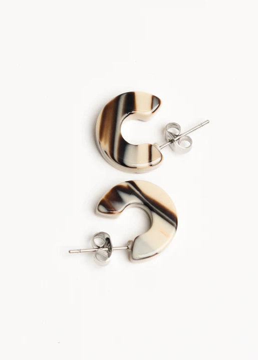 Nat + Noor Mali Hoop Earrings in Eucalyptus