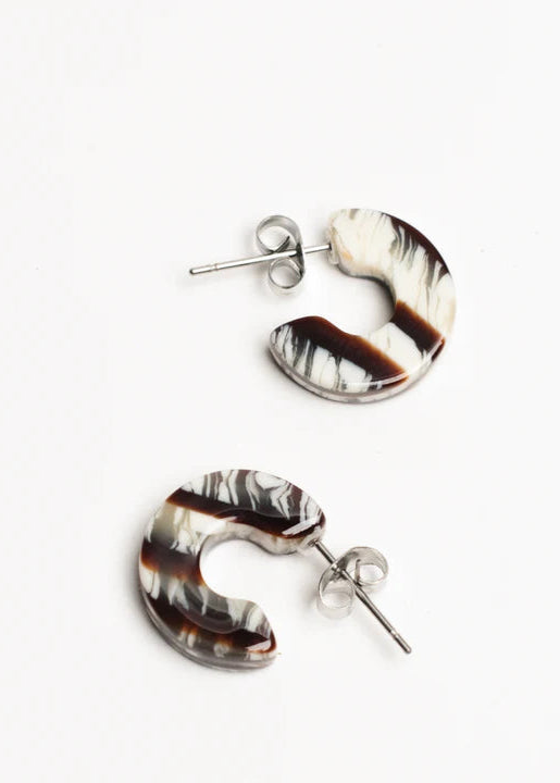 Nat + Noor Mali Hoop Earrings in Maple