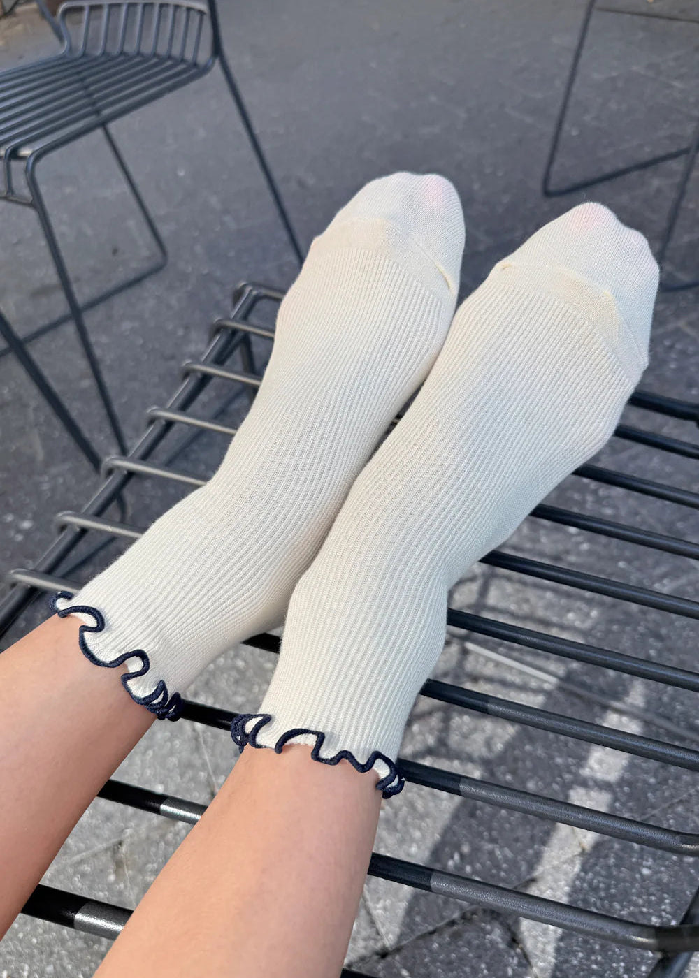 Le Bon Shoppe Ruffled Modal Socks in Soft White/Navy