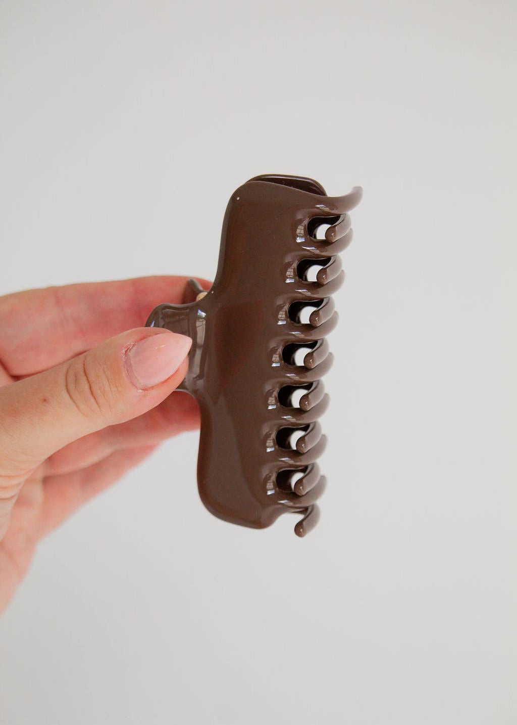 Classic Sleek Rectangle Claw Clip