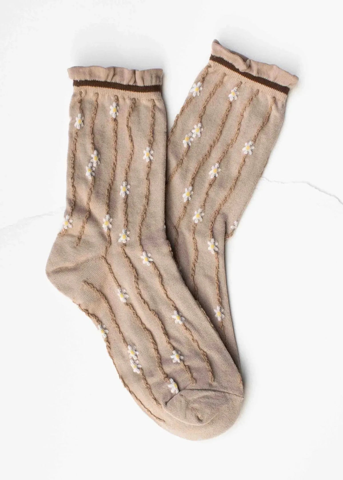 Wavy Daisy Cotton Blend Socks in Mocha