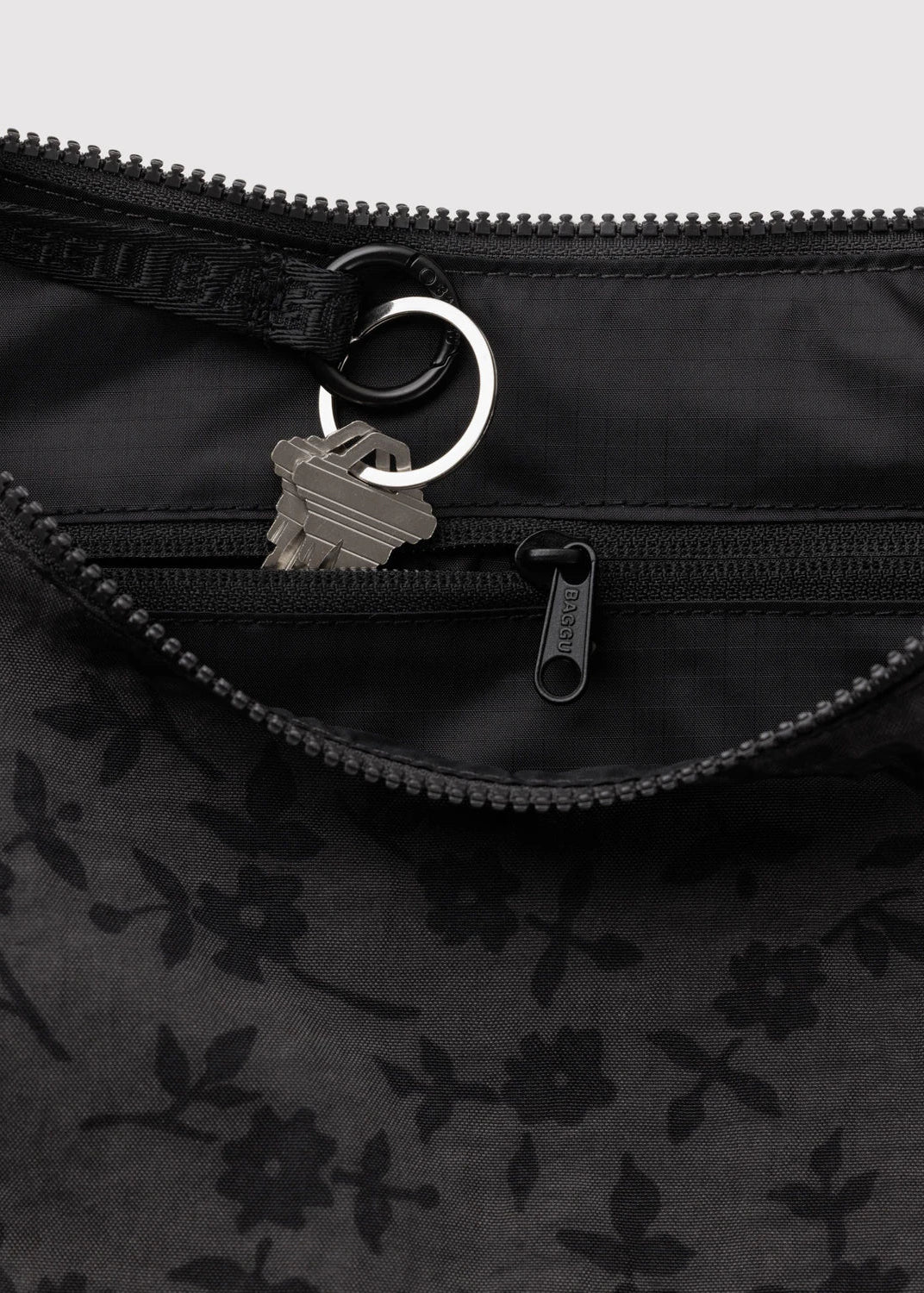 Baggu Medium Nylon Crescent Bag in Charcoal Ditsy Floral