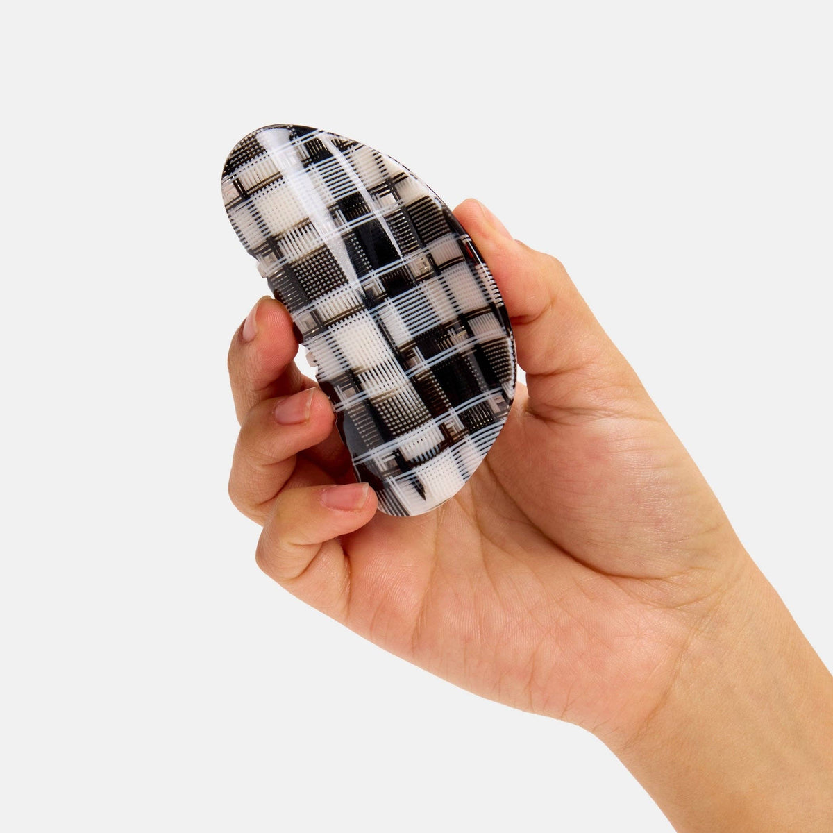Chunks Suki Claw in Black + White Plaid