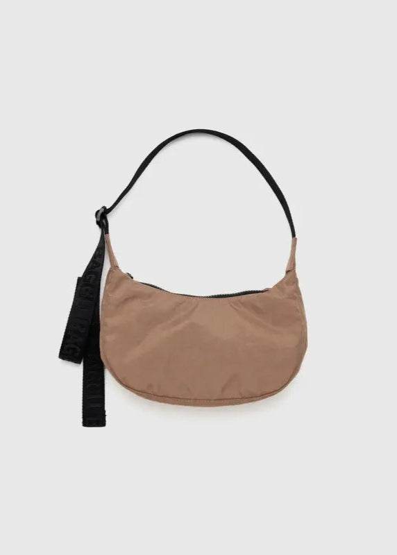 BAGGU Small Nylon Crescent Bag in Cocoa