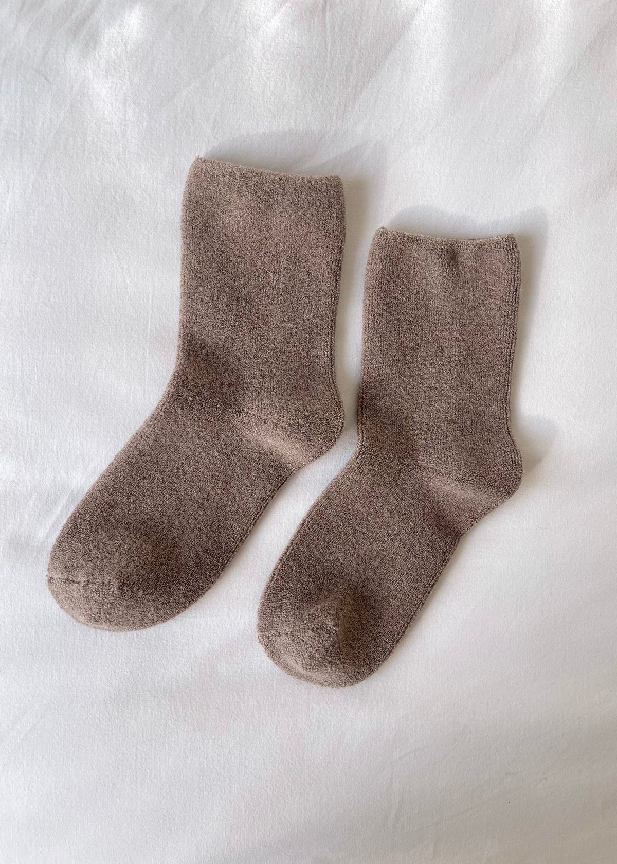Le Bon Shoppe Cloud Socks in Frappe