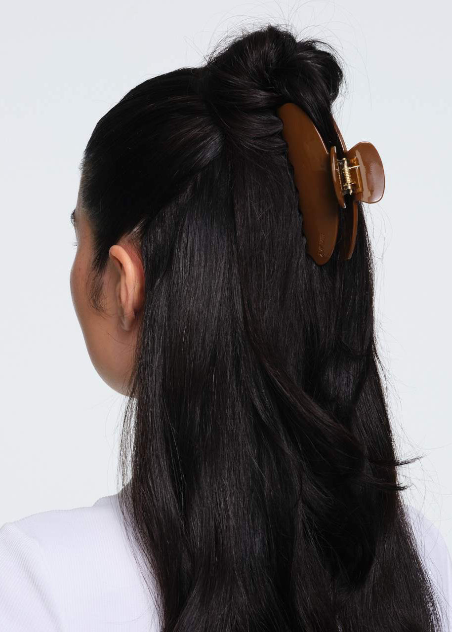 Emi Jay Big Effing Clip in Toasted